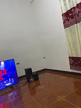 EyesGrinn Live XXX chat
