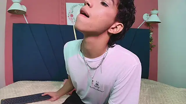 ero_boy24 XXX чат на живо