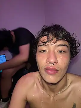 Czat XXX na żywo – TonnyBottom