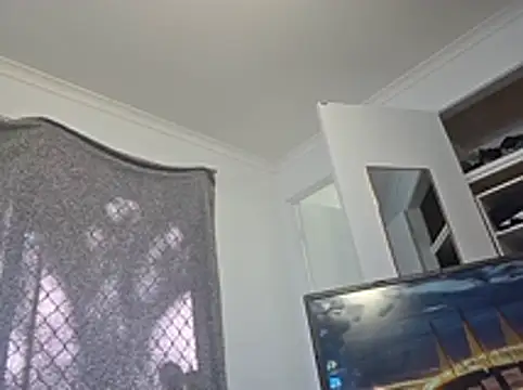 Handsolo_porn 在線直播表演