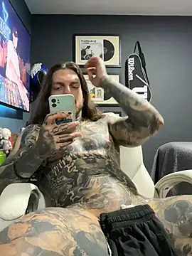 Chatroom XXX en direct de ThomasHells