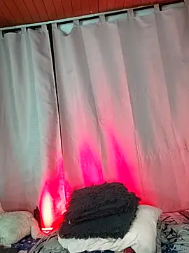 EVAH_LEE_ XXX чат на живо