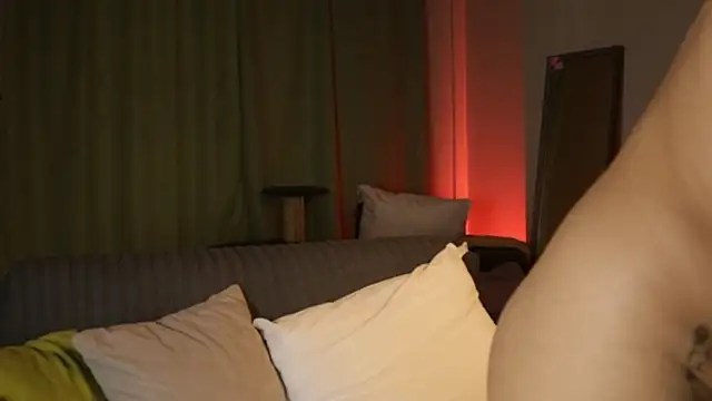 CrystalFairy007's Live XXX Chat
