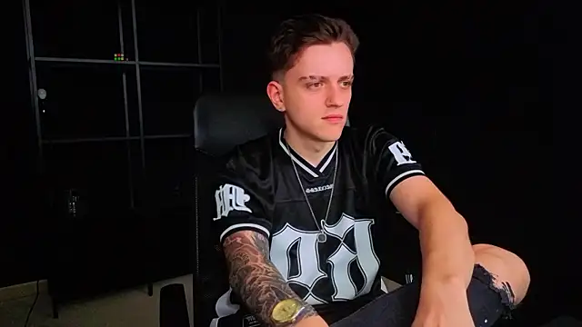 Chat XXX en directo de FelixStarkk