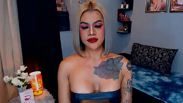 StellaStrong30's Webcam Show