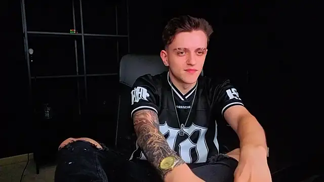 FelixStarkk Live XXX-chat