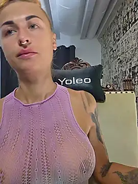 kylie_blck Chat XXX in diretta