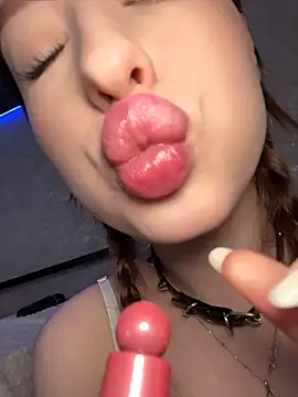 AnnLaisy Chat XXX live