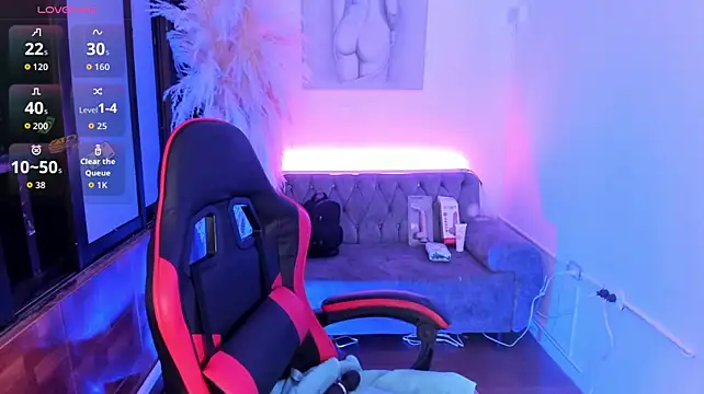 TifanyWhite_'s Live XXX Chat