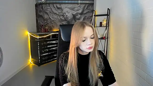 XXX chat uživo modela AmyNox