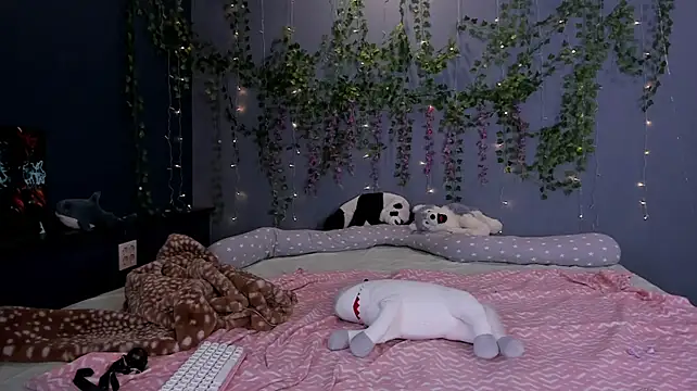 Lillie_Berry 即時 XXX 聊天