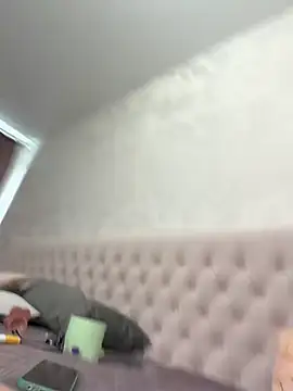 ChloeBrut Live XXX-Chat