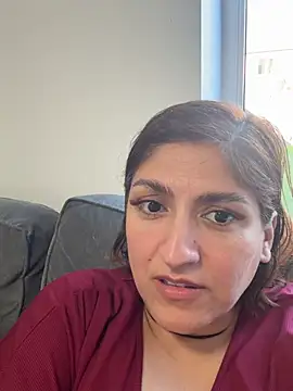 دردشة Spicy-Kareena الجنسية المباشرة