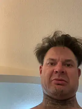 JSizzle13 XXX чат на живо