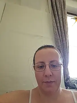 Goodass7 Adlı Modelin Canlı XXX Sohbeti