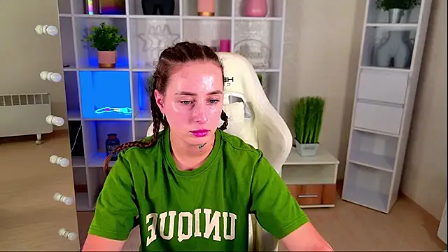 NadinnL: онлайн-секс-чат
