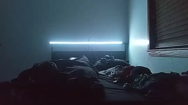 צ'אט XXX בשידור חי של stoner_420