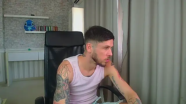 JonahShaw Live XXX-Chat