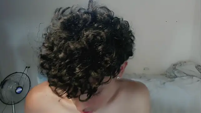 FUNNY_DICK_ Adlı Modelin Canlı XXX Sohbeti