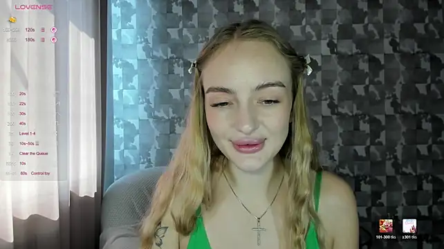 A_delina Chat XXX in diretta