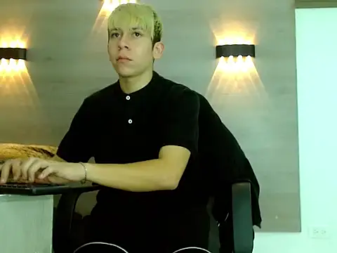 Gaeliitto Live XXX Chat