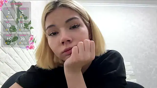VersieWoodal's Live XXX Chat