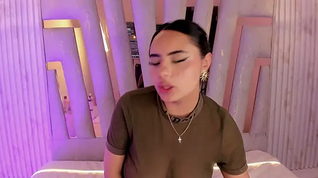 sweetbloomcs Adlı Modelin Canlı XXX Sohbeti