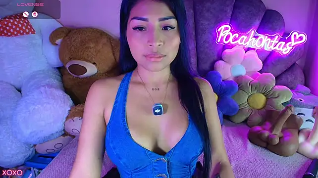 Pocahontascute_33 élő XXX-chatje