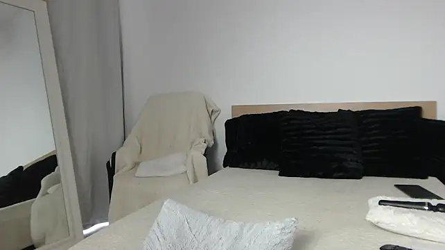 Layla23a Adlı Modelin Canlı XXX Sohbeti