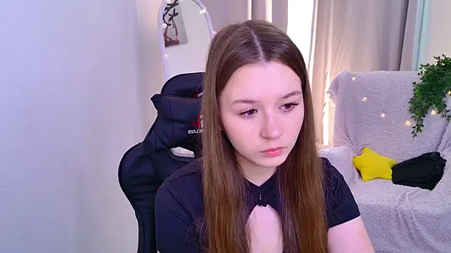 RileyBloomss Live XXX-chat
