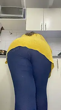 دردشة Chloee_Peach الجنسية المباشرة