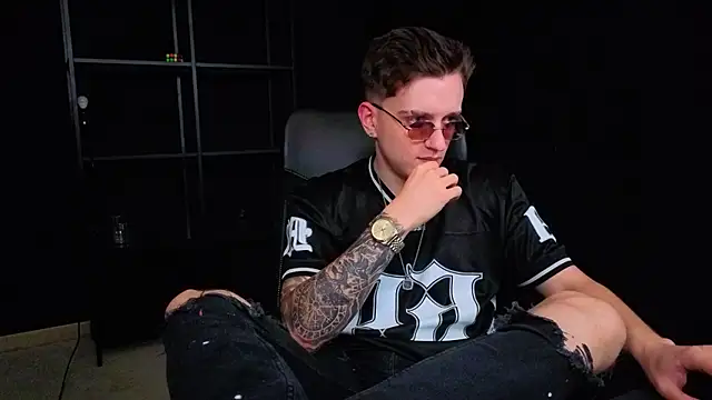Chat XXX ao vivo de FelixStarkk