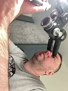 XXX chat uživo modela DorianJeday
