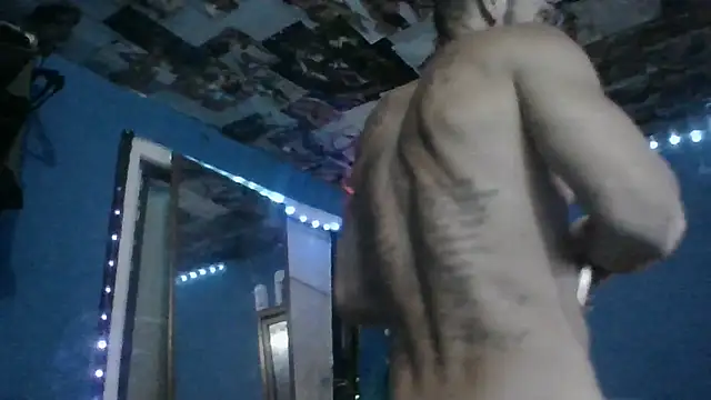 bigraski1976's Live XXX Chat
