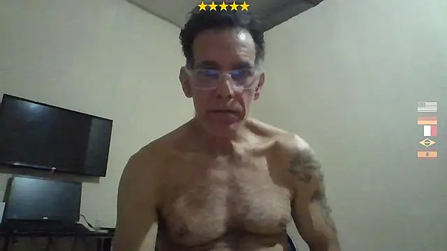 CaptainFox's Live XXX Chat