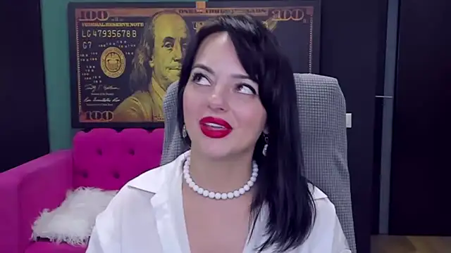 BellaRowan Chat XXX in diretta