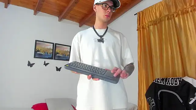 Chat XXX en directo de Vlad__night