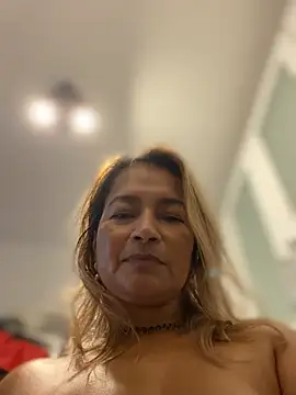 Chat +18 de Jlo_69 ao vivo