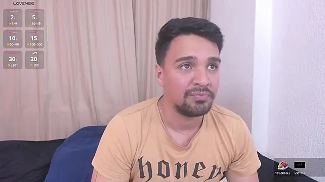 max_edn Live XXX chat
