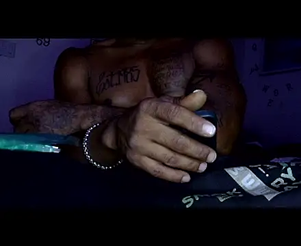 TheRealMrDLlong: онлайн-секс-чат