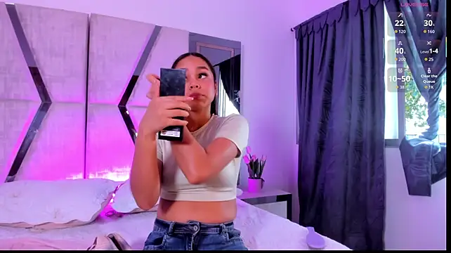 CarolineFyre Live XXX-chat
