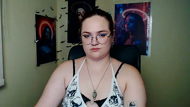 RinaRiii Chat XXX in diretta