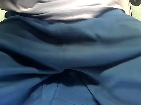 Precumking1 live XXX chat