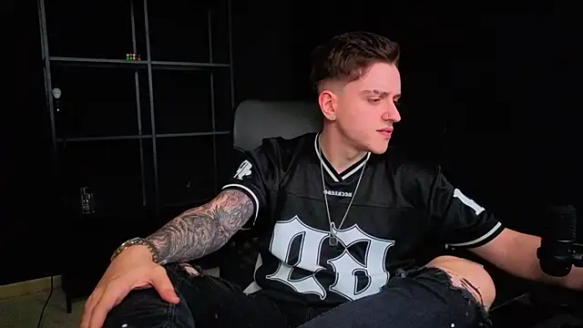 FelixStarkk's Live XXX Chat