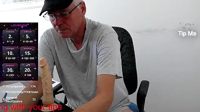 MrPondaro Live XXX-Chat