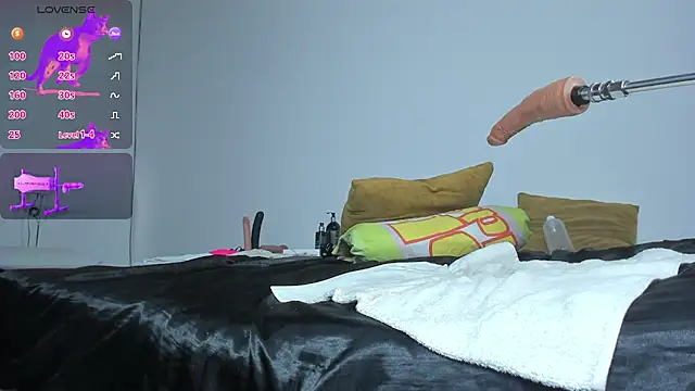 Benjamin_Buster Adlı Modelin Canlı XXX Sohbeti