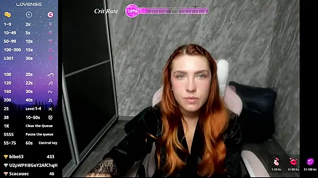 Reginasmilee's Live XXX Chat