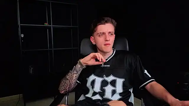 FelixStarkk Live XXX-chat