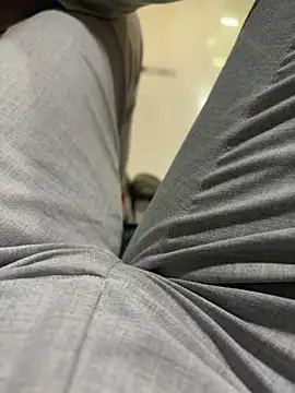 Mumbai_Stripper: απευθείας συνομιλία ΧΧΧ