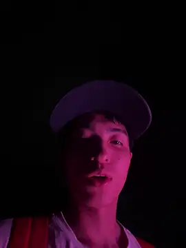 lovekiss888 网络视讯表演
